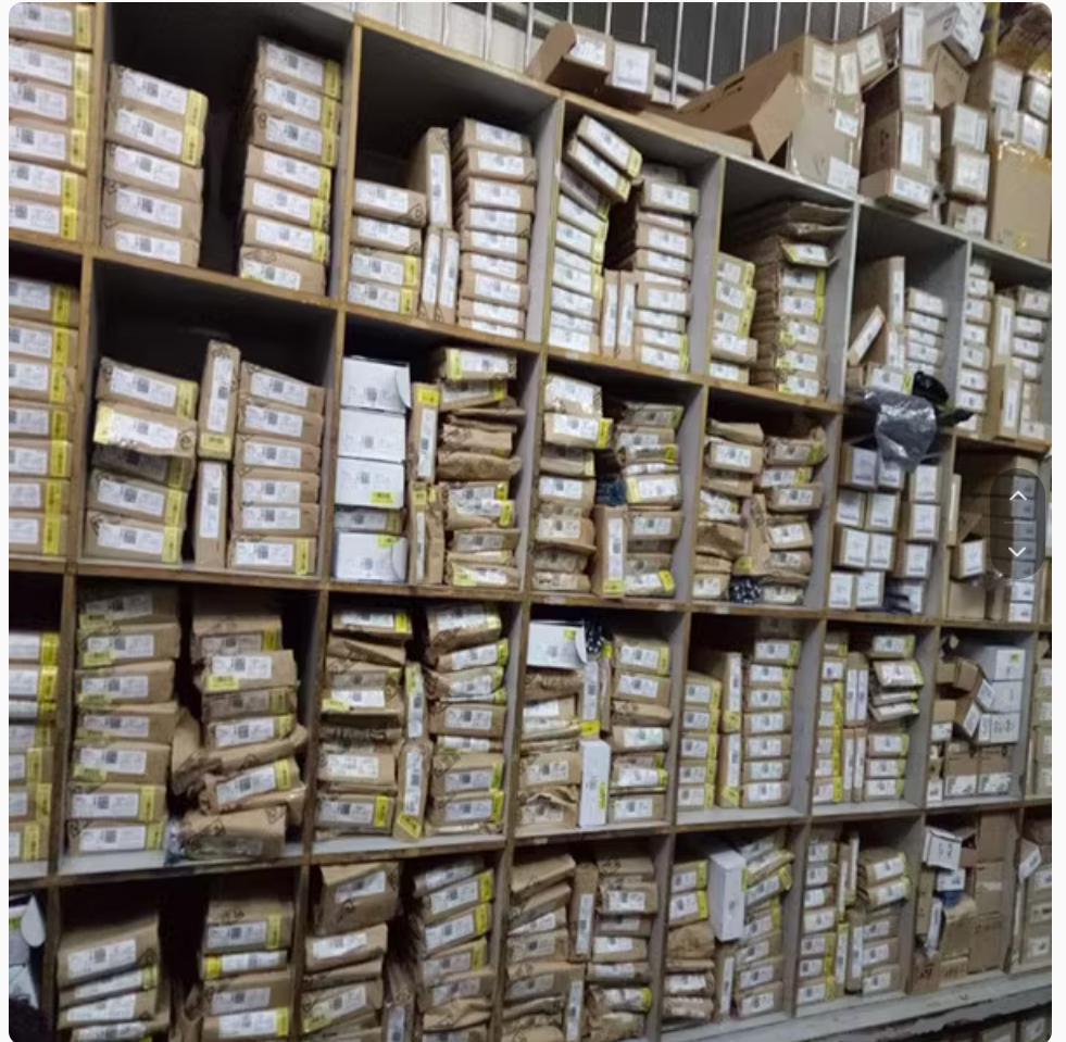 Integrated Circuit  Xilinx chip XC7A35T-2CSG324I